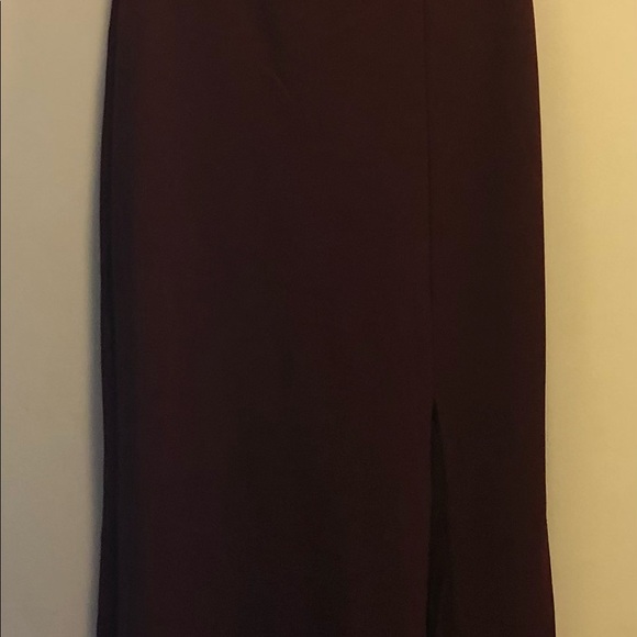 Lulus Aveline Burgandy off-the-shoulder maxi dress - Picture 4 of 6
